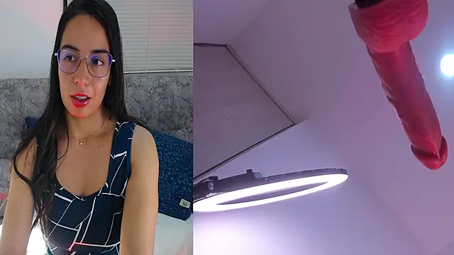 Snapshot of lily_riod chatting on 12.26.24 lily riod online show from 12.26.24