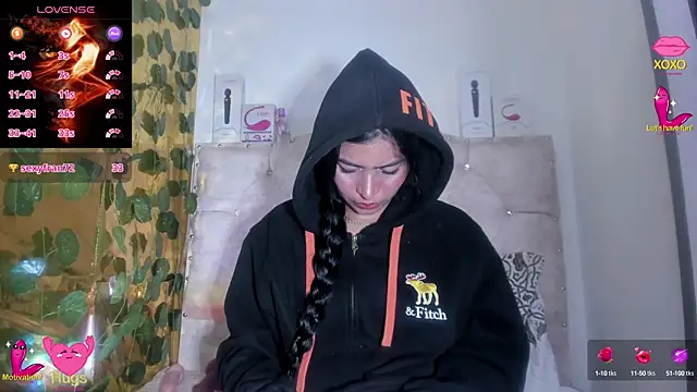 Snapshot of cristalconnorr chatting on 10.07.25 cristalconnorr online show from 10.07.25