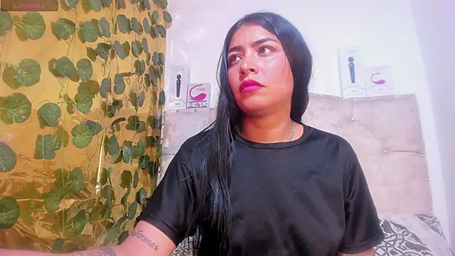 Snapshot of cristalconnorr chatting on 11.08.25 cristalconnorr online show from 11.08.25