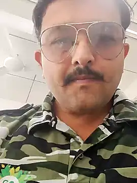 Snapshot of Akhil3290 chatting on 01.18.25 Akhil3290 online show from 01.18.25