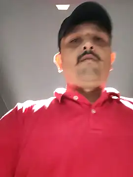 Snapshot of Akhil3290 chatting on 03.10.25 Akhil3290 online show from 03.10.25