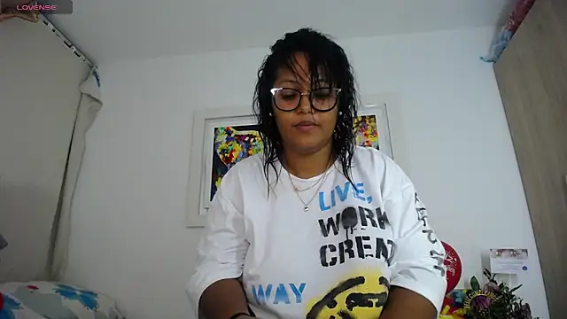 miajoseph  online show from 02.17.25