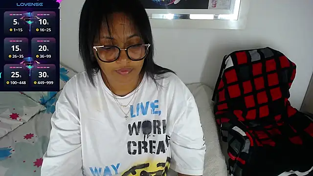 miajoseph  online show from 03.01.25