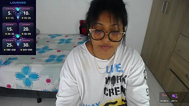 miajoseph  online show from 09.29.25