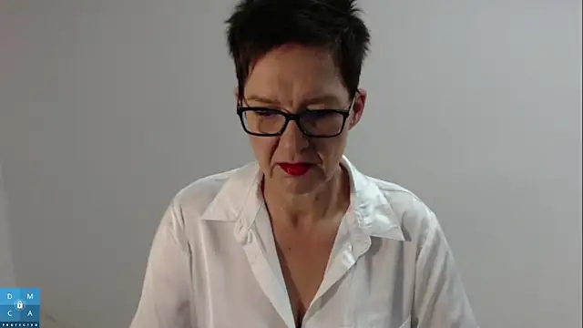 Snapshot of Sofie69Velvet chatting on 11.07.25 Sofie69Velvet online show from 11.07.25