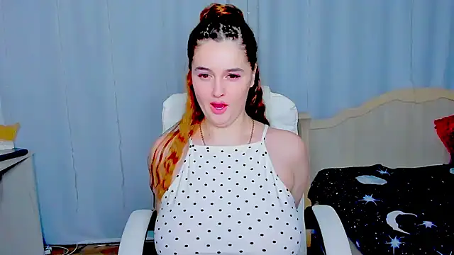 Snapshot of Nika_tailor chatting on 12.03.24 Nika tailor online show from 12.03.24