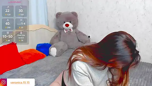 Snapshot of Nika_tailor chatting on 01.20.25 Nika tailor online show from 01.20.25