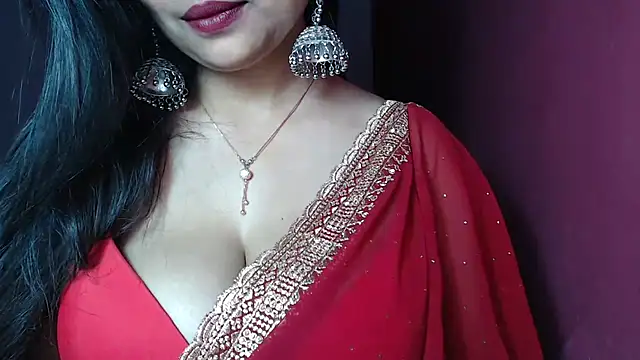 Snapshot of _Kamakshi chatting on 02.04.25 Kamakshi online show from 02.04.25