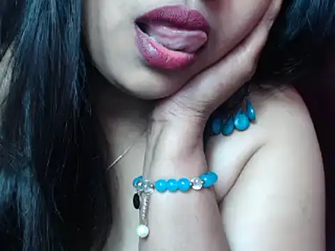 Snapshot of _Kamakshi chatting on 02.08.25 Kamakshi online show from 02.08.25