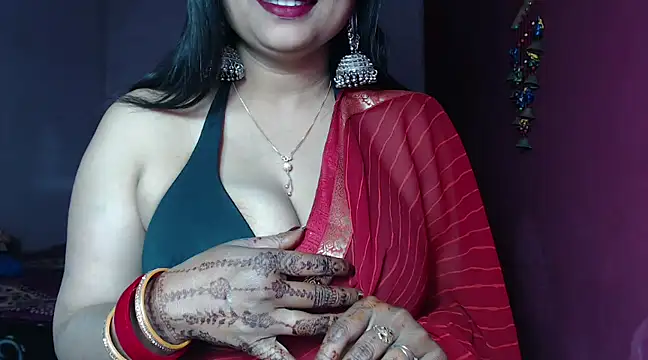 Snapshot of _Kamakshi chatting on 02.21.25 Kamakshi online show from 02.21.25