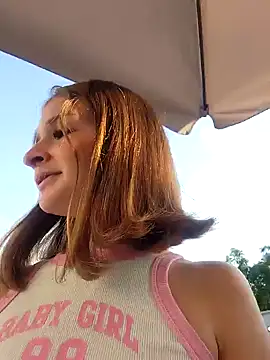 Snapshot of Alicia_barbie chatting on 01.15.25 Alicia barbie online show from 01.15.25