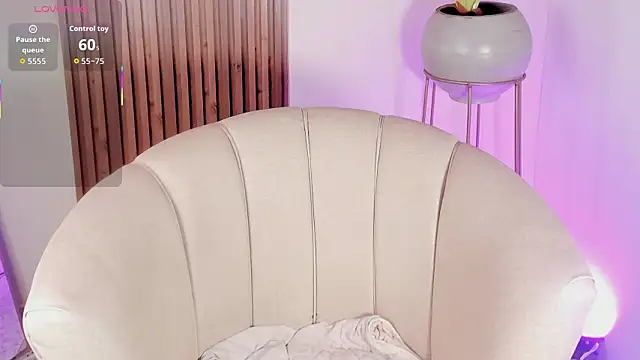 Snapshot of kenayfox chatting on 03.01.26 kenayfox online show from 03.01.26