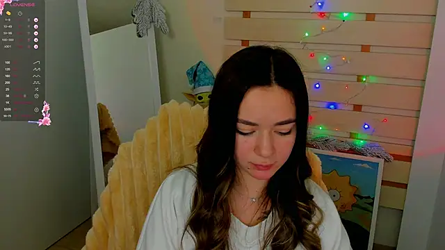 Snapshot of Bella_XO chatting on 01.08.25 Bella XO online show from 01.08.25