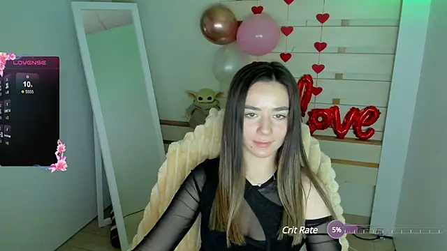 Snapshot of Bella_XO chatting on 02.12.25 Bella XO online show from 02.12.25
