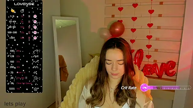Snapshot of Bella_XO chatting on 03.07.25 Bella XO online show from 03.07.25
