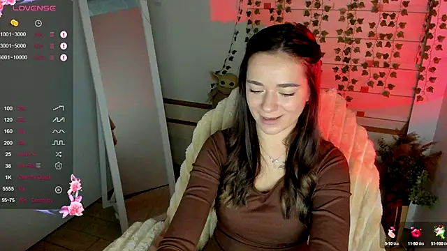 Snapshot of Bella_XO chatting on 09.14.25 Bella XO online show from 09.14.25
