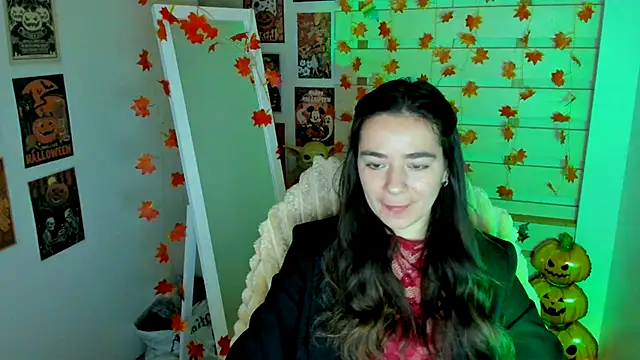 Snapshot of Bella_XO chatting on 11.14.25 Bella XO online show from 11.14.25