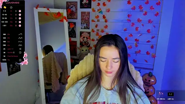 Snapshot of Bella_XO chatting on 11.29.25 Bella XO online show from 11.29.25