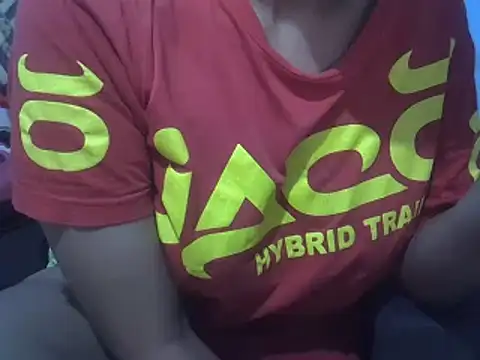 Snapshot of Luna_BR chatting on 01.10.25 Luna BR online show from 01.10.25