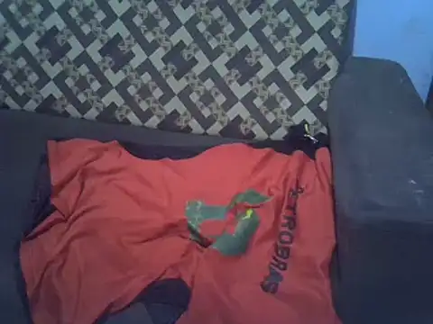 Snapshot of Luna_BR chatting on 02.11.25 Luna BR online show from 02.11.25