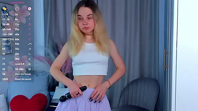 OdetteHarwick online show from 10.23.25