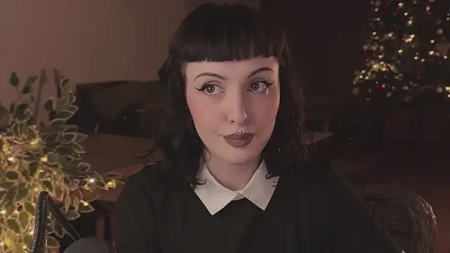 vinylstore online show from 12.18.24