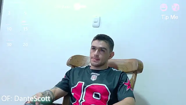 Sexy Alejandro  online show from 04.14.26
