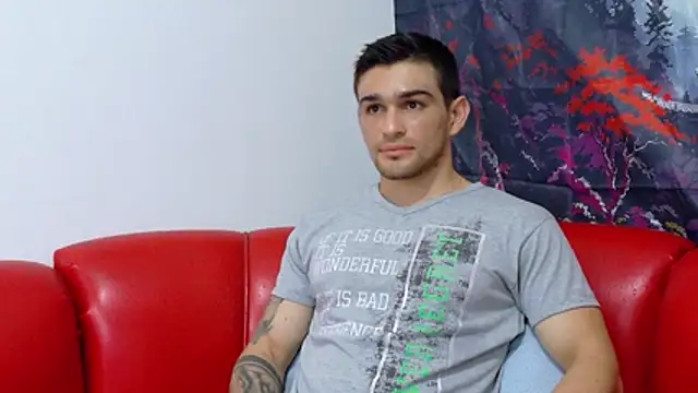 Snapshot of Sexy_Alejandro_ chatting on 07.30.26 Sexy Alejandro online show from 07.30.26