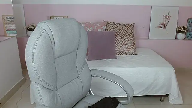 Snapshot of adhara_cortez chatting on 12.07.24 adhara cortez online show from 12.07.24