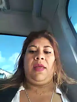 Laura-Hernandez online show from 12.31.24