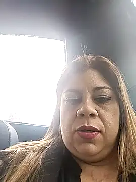 Laura-Hernandez online show from 03.06.25