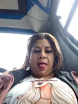 Laura-Hernandez online show from 05.01.26