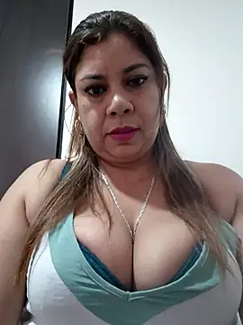 Laura-Hernandez online show from 05.05.26