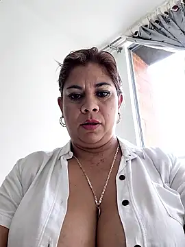 Laura-Hernandez online show from 05.30.26