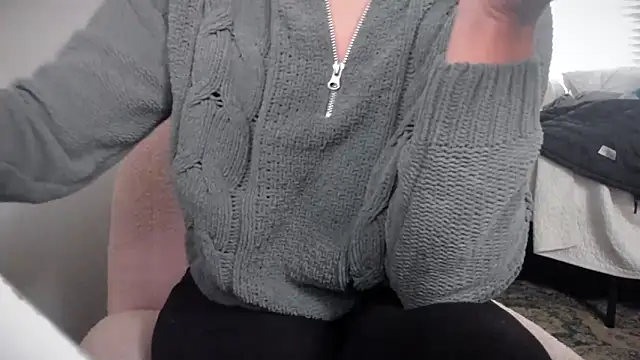 bigb00tyjudyyX online show from 10.18.25