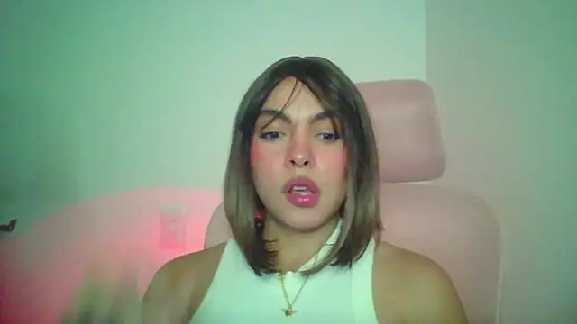 Snapshot of Kiri_Cutee chatting on 02.02.26 Kiri Cutee online show from 02.02.26