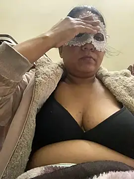 kamayanisingh24 online show from 01.31.25