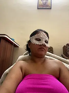 kamayanisingh24 online show from 02.01.25