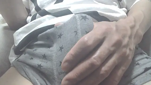 Snapshot of ma_a_tan chatting on 10.13.25 ma a tan online show from 10.13.25