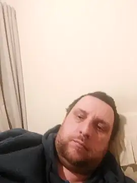 Snapshot of HE-M123 chatting on 03.16.25 HE-M123 online show from 03.16.25