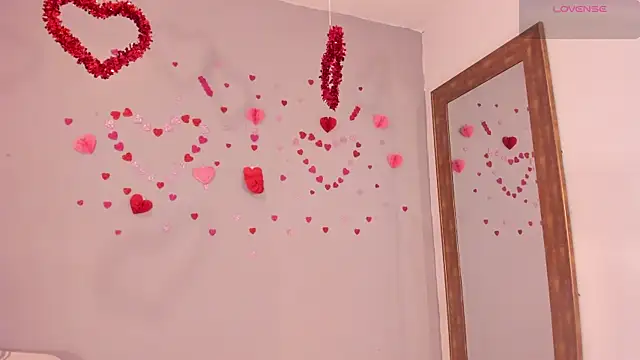 Maia W10 online show from 02.27.26