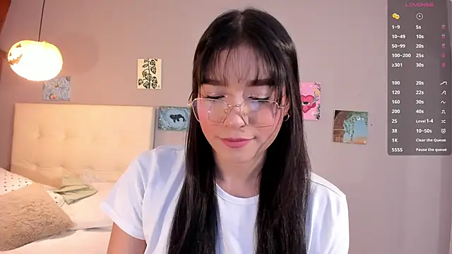 Maia W10 online show from 05.22.26