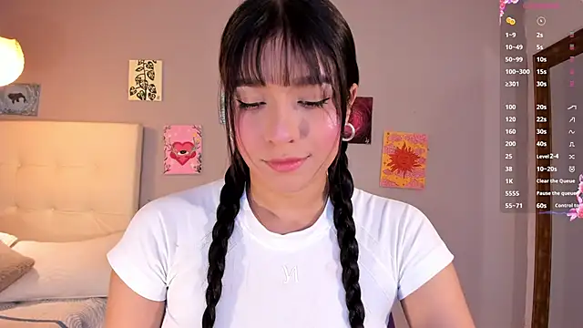 Maia W10 online show from 06.05.26