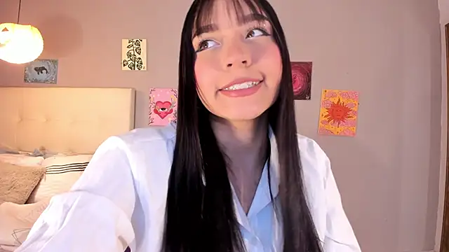 Maia W10 online show from 06.19.26