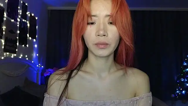 Snapshot of E_v_E_ chatting on 01.14.25 E v E online show from 01.14.25