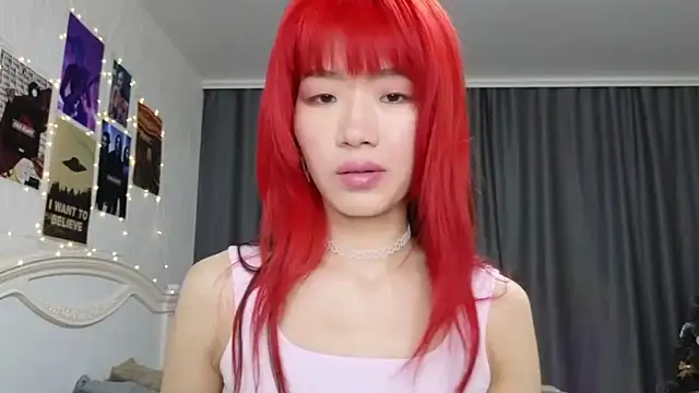 Snapshot of E_v_E_ chatting on 02.01.25 E v E online show from 02.01.25