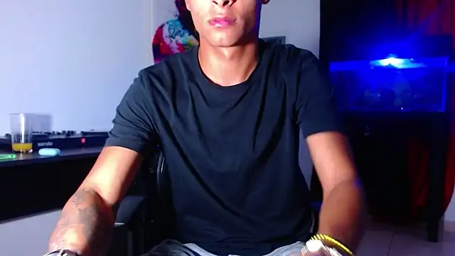 enjoy vibes online show from 10.10.25