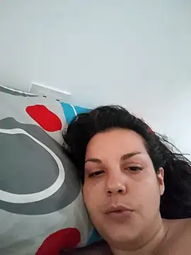 Snapshot of Milfcheli87 chatting on 02.18.26 Milfcheli87 online show from 02.18.26