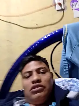 Snapshot of juan56900 chatting on 11.19.25 juan56900 online show from 11.19.25