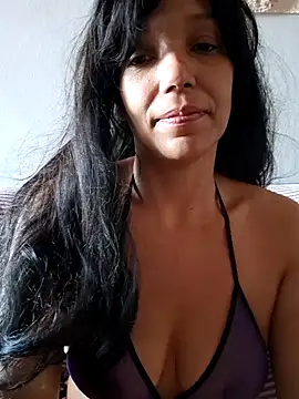 Snapshot of DaneLoveSexy chatting on 12.19.24 DaneLoveSexy online show from 12.19.24